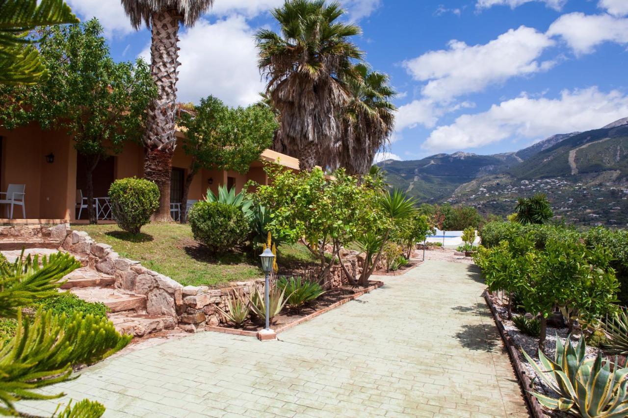 Hotel Cortijo De Salia Alcaucín Exterior foto